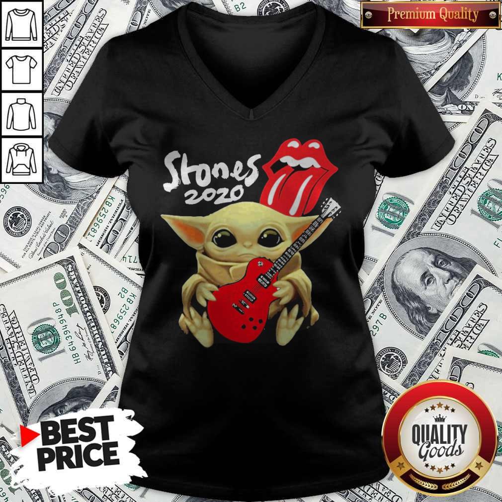 Awesome Baby Yoda Hug The Rolling Stones V-neck