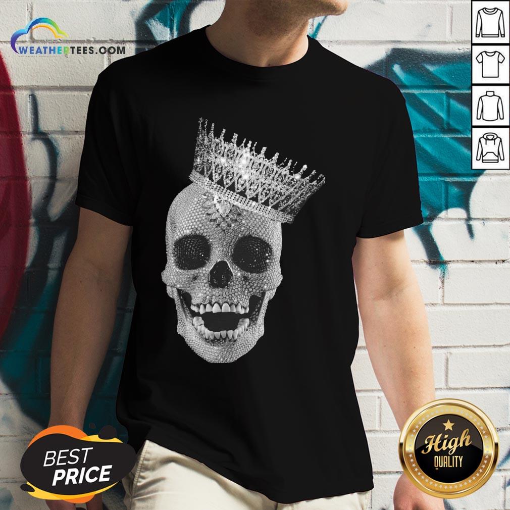 Strong King Skull Diamond V-neck- Design By Weathertees.com