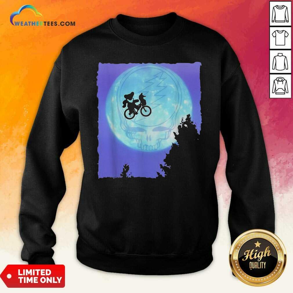Bear Cycling The Moon Grateful Dead Sweatshirt - Design By Weathertees.com
