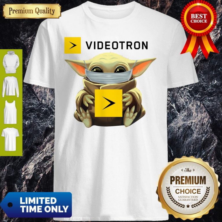 Star Wars Baby Yoda Hug Videotron Mask Covid 19 T-Shirt