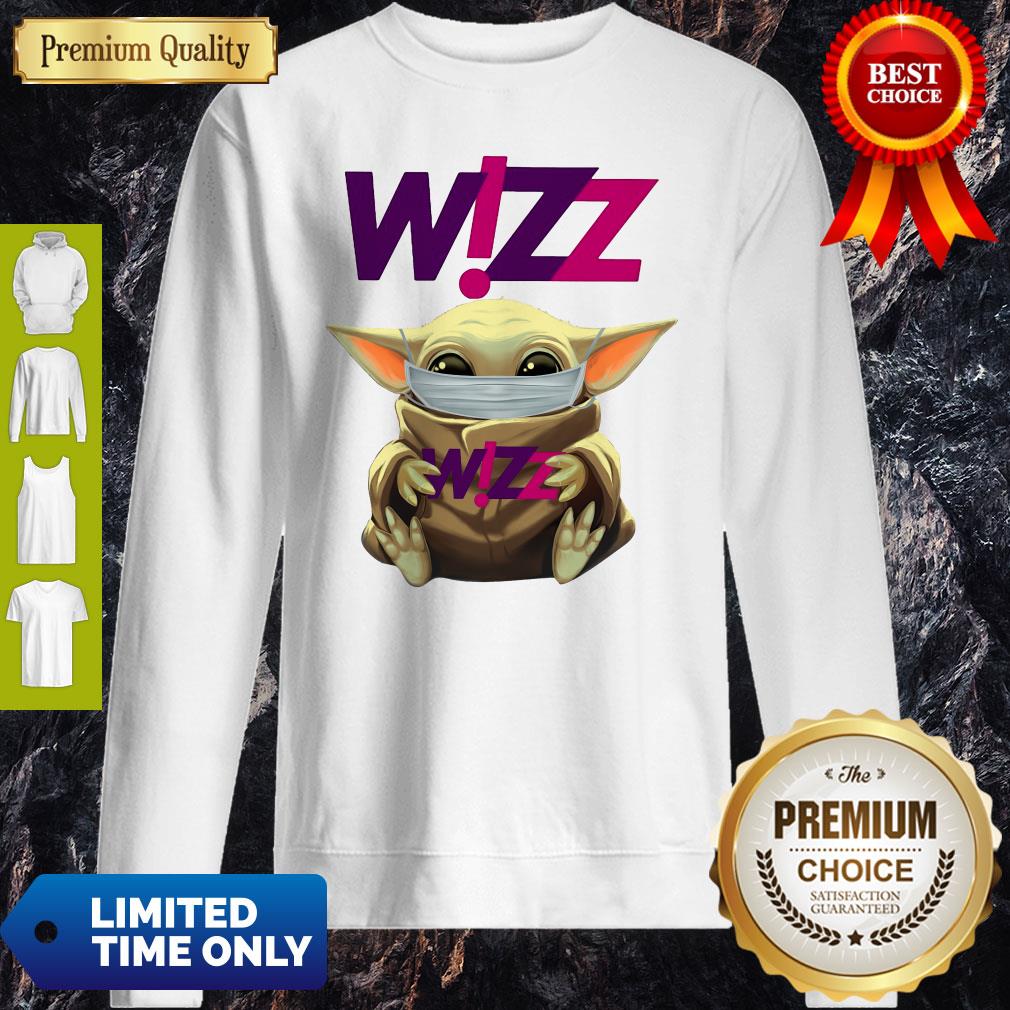 Star Wars Baby Yoda Hug Wizz Air Mask Covid 19 T-Sweatshirt