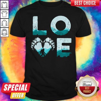 Top Love Bigfoot Mountain Shirt