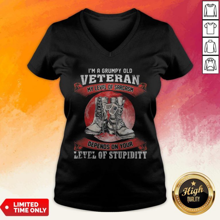I'm A Grumpy Old Veteran My Level Of Sarcasm Depends On Your Level Of Stupidity Sunset V-neck