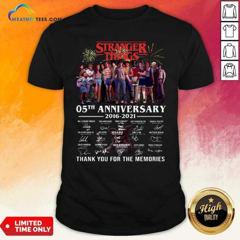 Stranger Things 05th Anniversary 2016 2021 Thank You For The Memories Signatures Shirt - Design By Weathertees.com